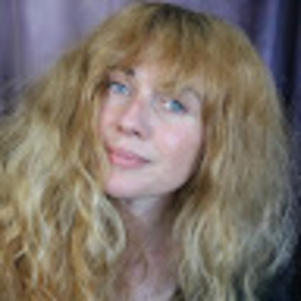 Meet your Posher, Simone